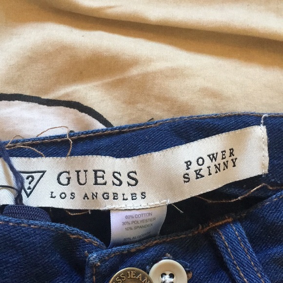 Shorts - Picture 3 of 3